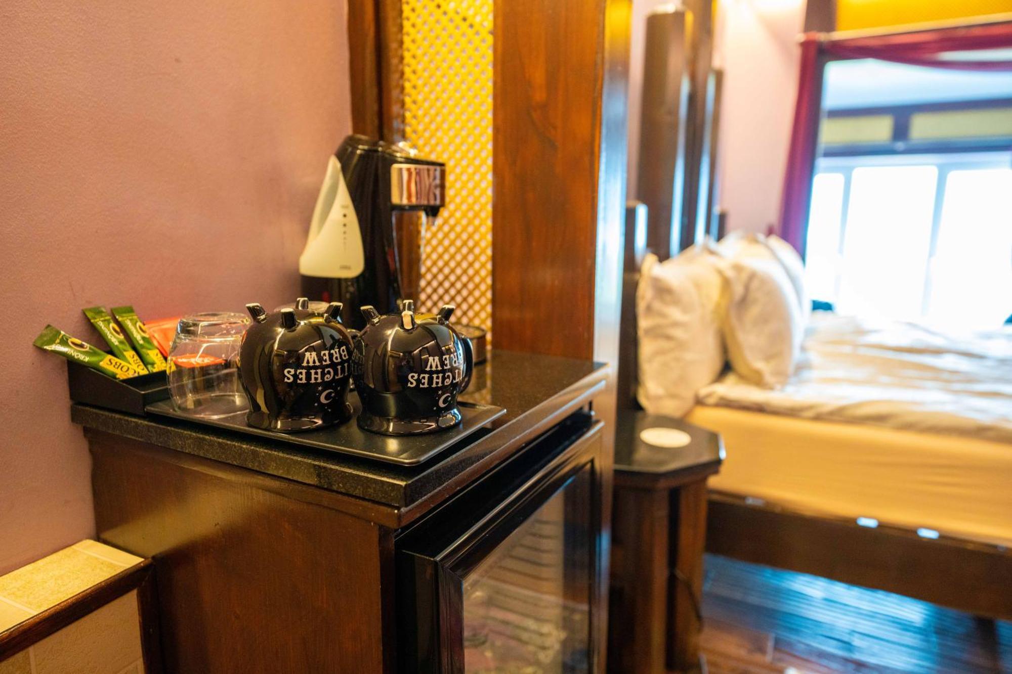 Ferndale Luxury Boutique Bed & Breakfast Keel  ภายนอก รูปภาพ